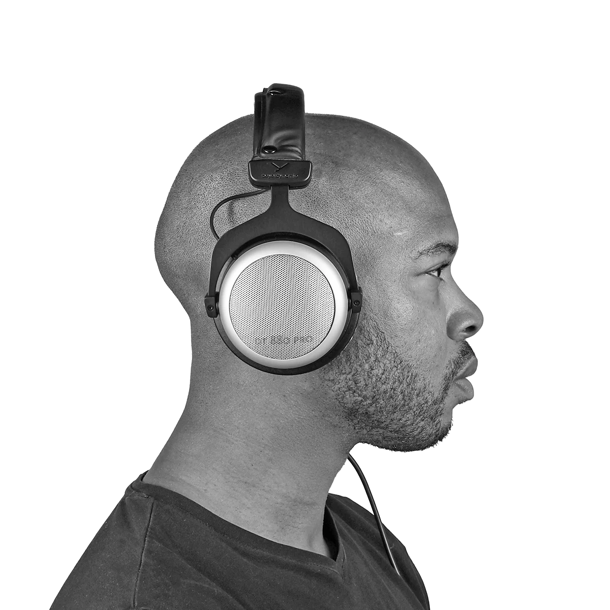 DT 880 PROStudio headphones for mixing and mastering (semi-open)