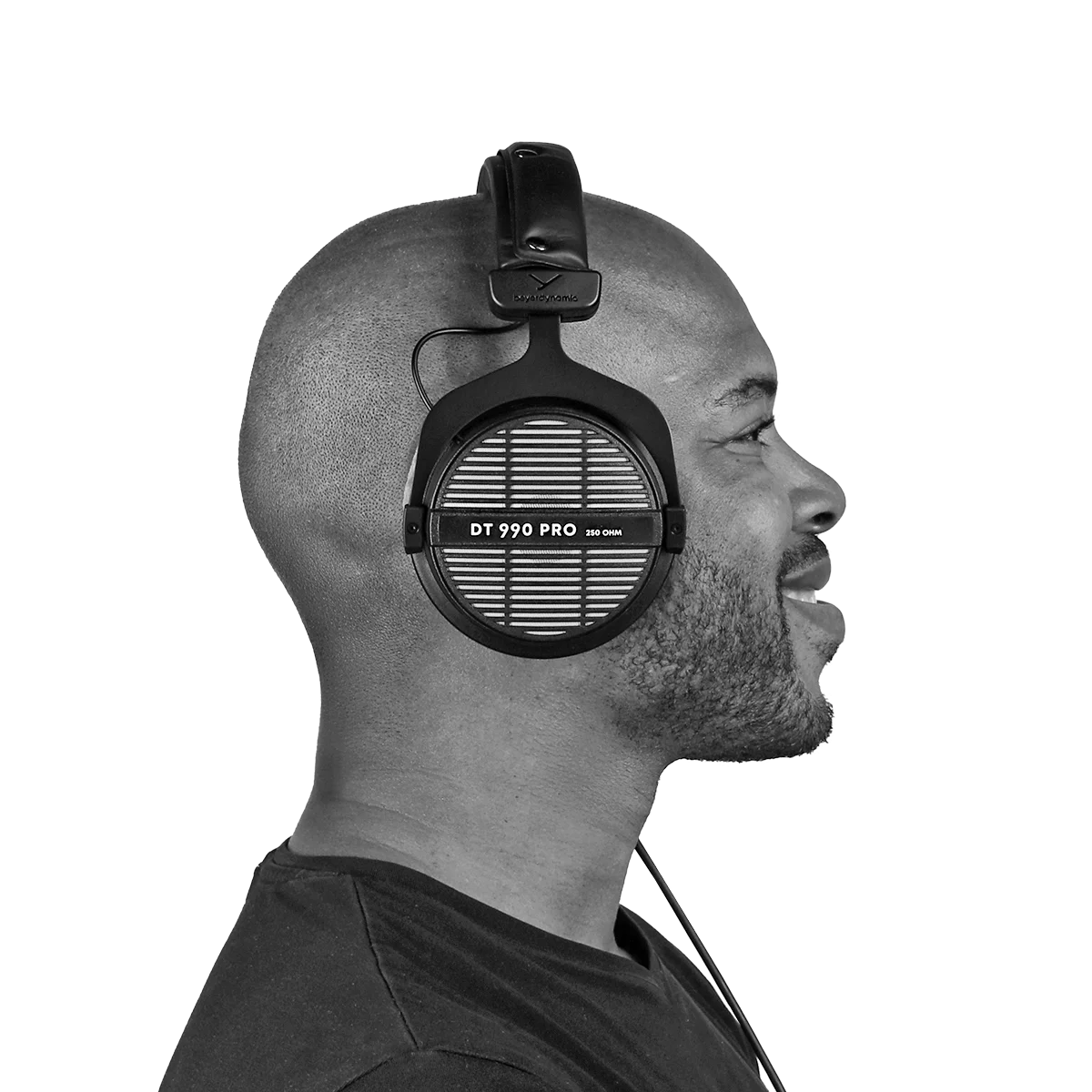 DT 990 PROStudio headphones for critical listening and editing – 80 and 250 ohms (open-back)