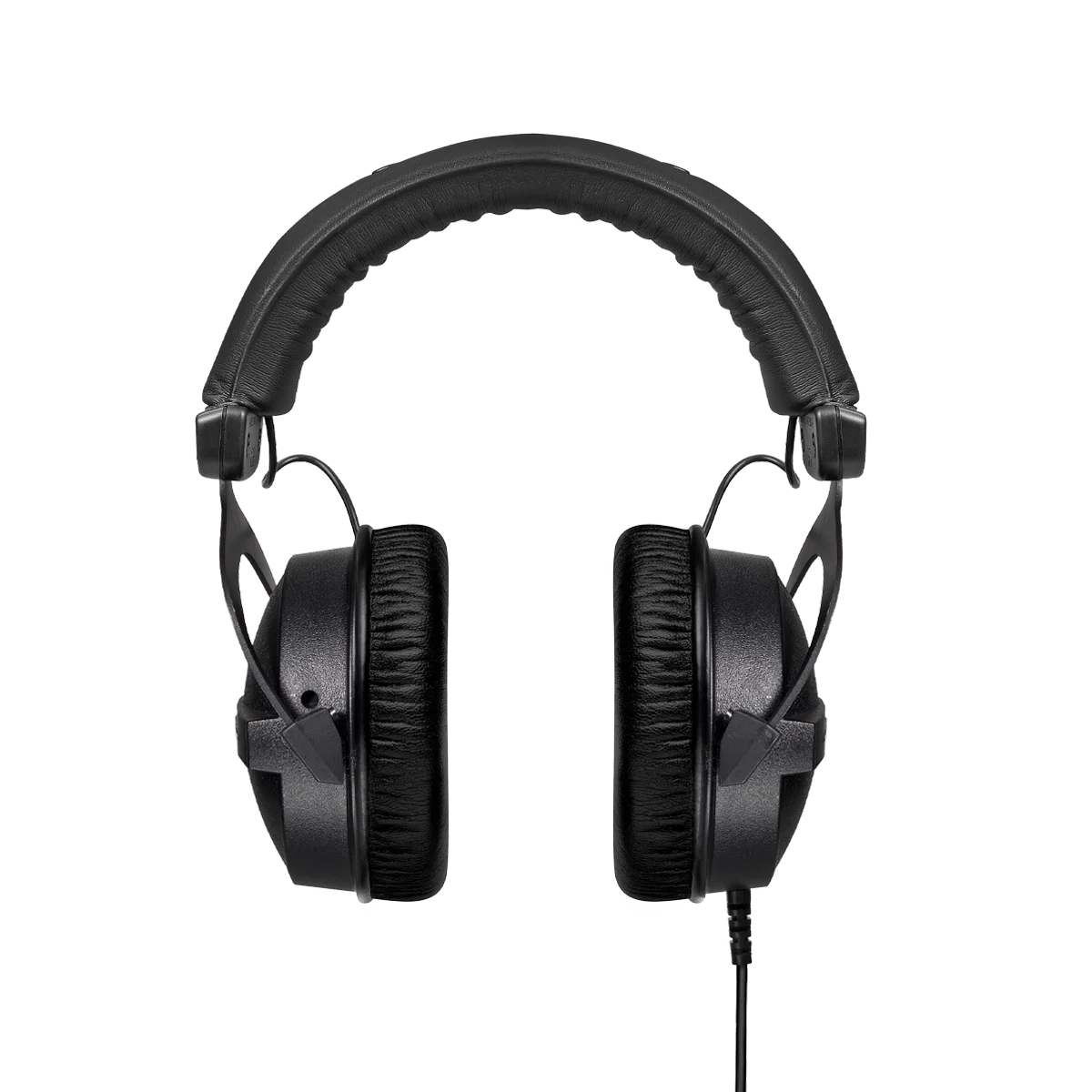 DT 770 MHeadphones for monitoring with high attenuation (closed)